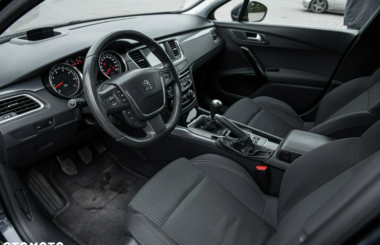 Peugeot 508 cena 32700 przebieg: 127000, rok produkcji 2013 z Bobolice małe 466